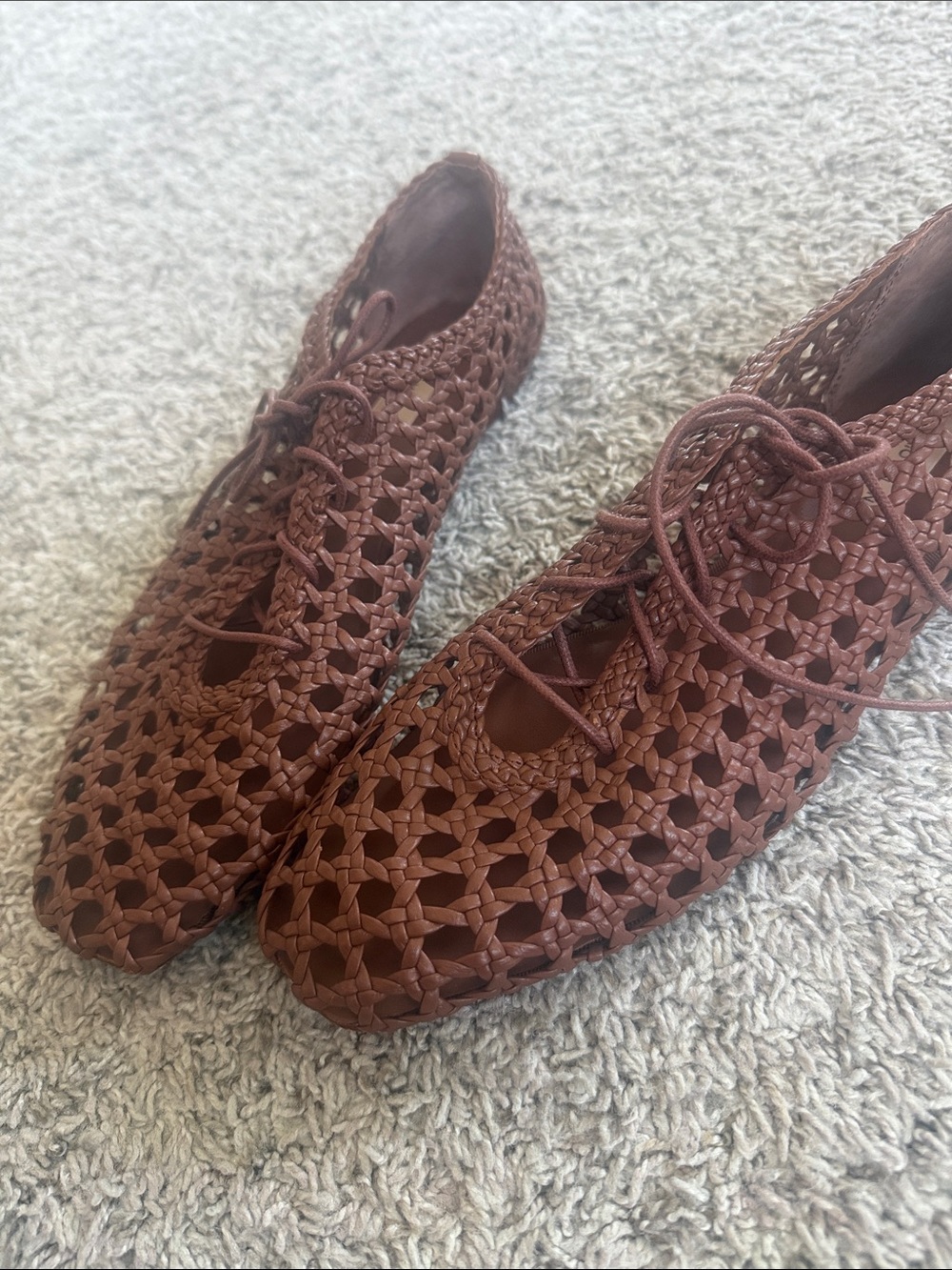 Antonio Melani Myles Woven Leather Lace-Up Flats - Picture 4 of 4